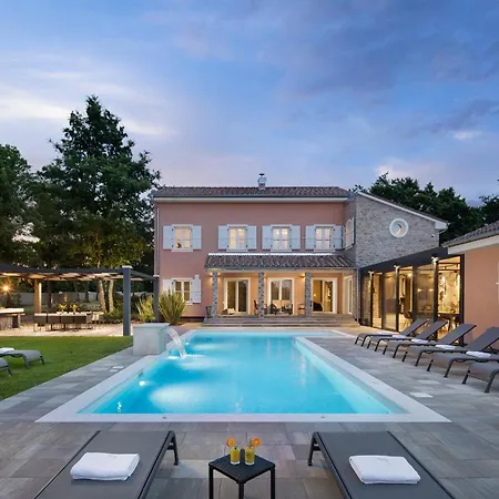 Вилла Frame In Cental Istria For Families With Playground And Wellness